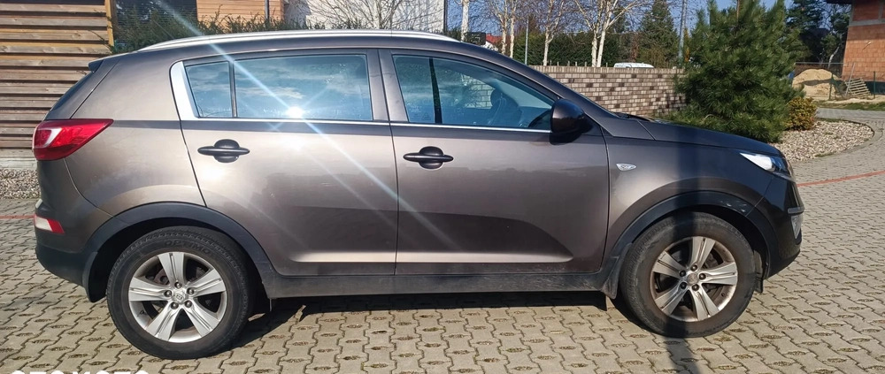 Kia Sportage cena 32000 przebieg: 252000, rok produkcji 2011 z Szczecin małe 22